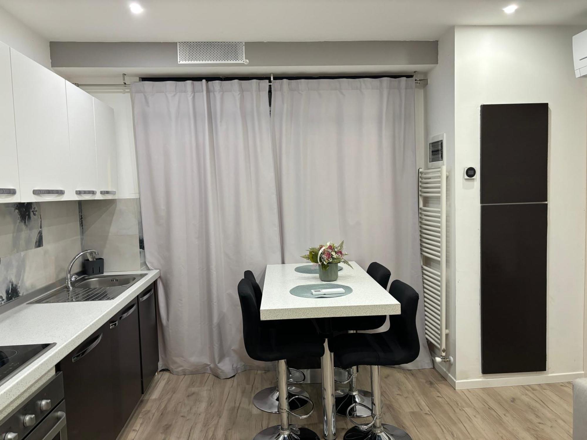 Royal Milano Linate Apartments Pantigliate Buitenkant foto