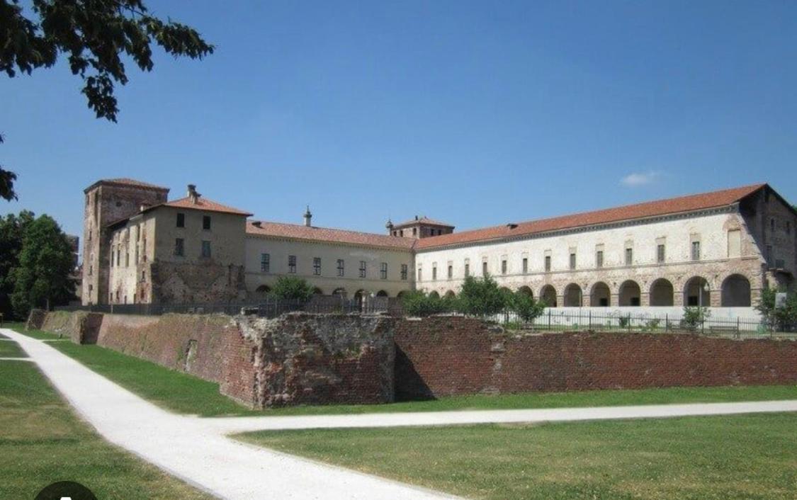 Royal Milano Linate Apartments Pantigliate Buitenkant foto